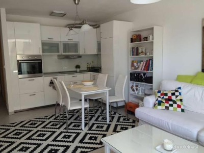 MODERNÝ, 2-IZBOVÝ BYT NA PRENÁJOM, KRESÁNKOVA UL., KARLOVA VES - BRATISLAVA